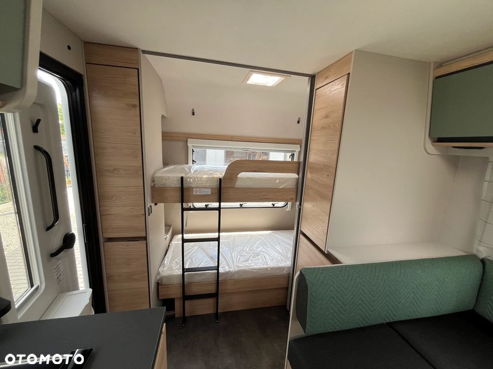 Dethleffs Camper 560 FMK - 10