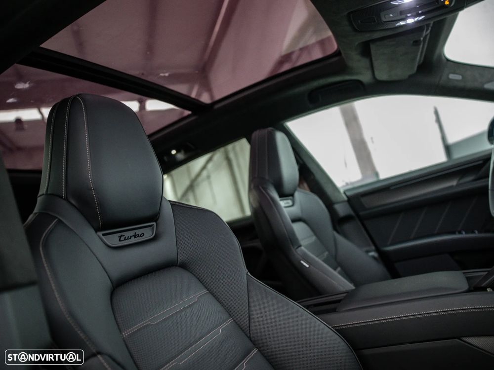 Porsche Cayenne Electric Turbo - 46