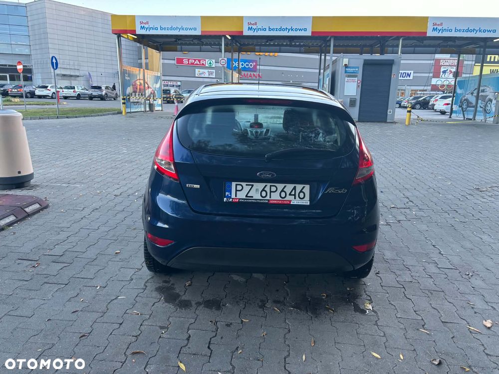 Ford Fiesta 2010 photo 5