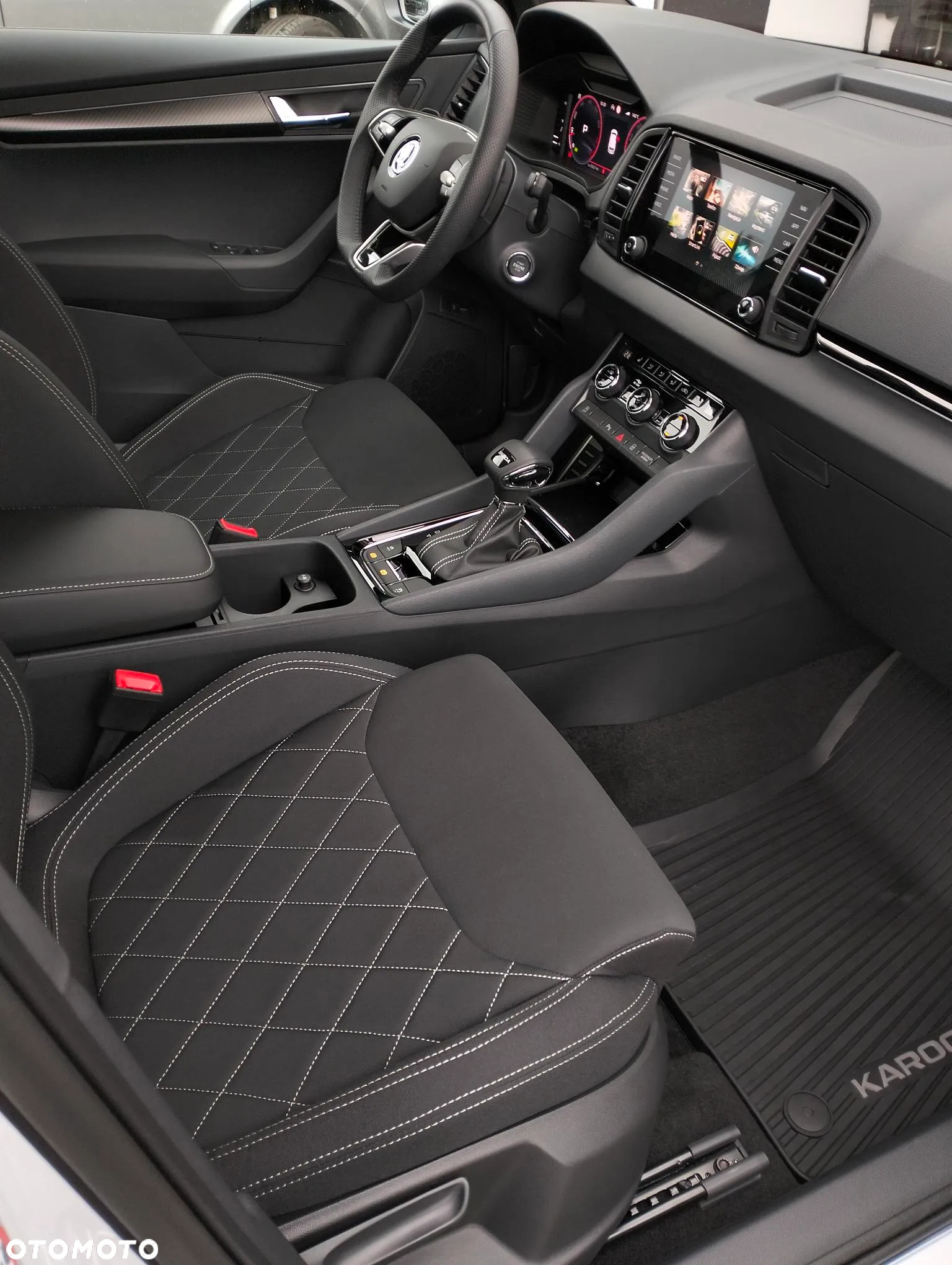 Skoda Karoq 1.5 TSI ACT Sportline DSG - 12