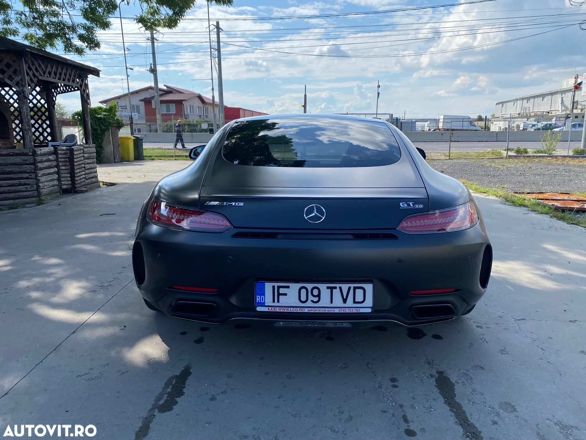 Mercedes-Benz AMG - 4