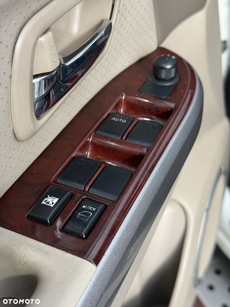 Suzuki Grand Vitara 2.4 De Luxe EU5 - 8