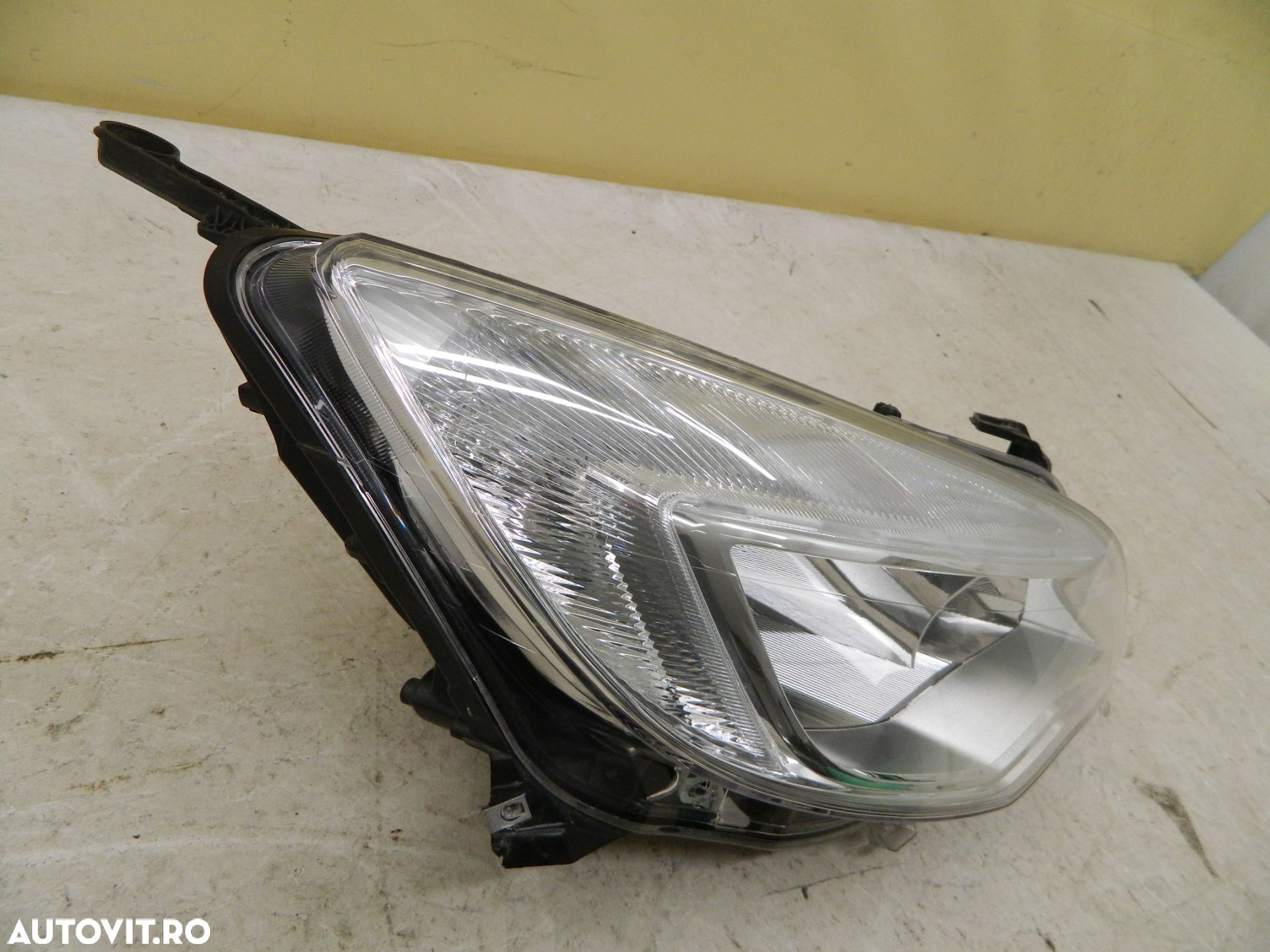 Far deapta Opel Astra J, 2009, 2010, 2011, 2012, cod origine 13253647. - 4
