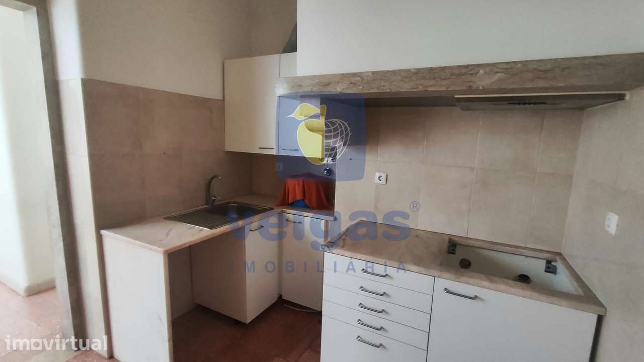 Apartamento T3+1 para arrendamento no Areeiro - Grande imagem: 4/38