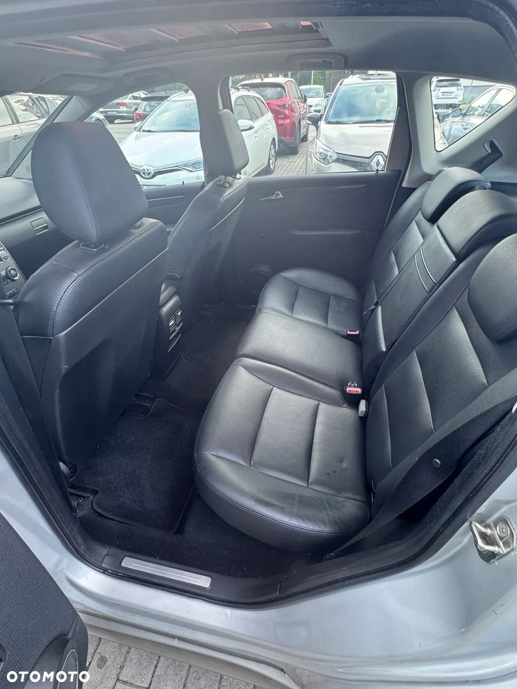 Mercedes-Benz Klasa A 200 CDI Autotronic Elegance - 13