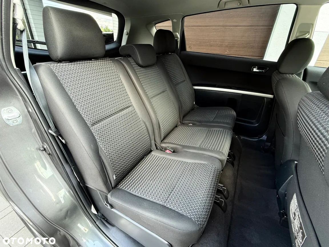 Toyota Corolla Verso 1.8 Edition - 23