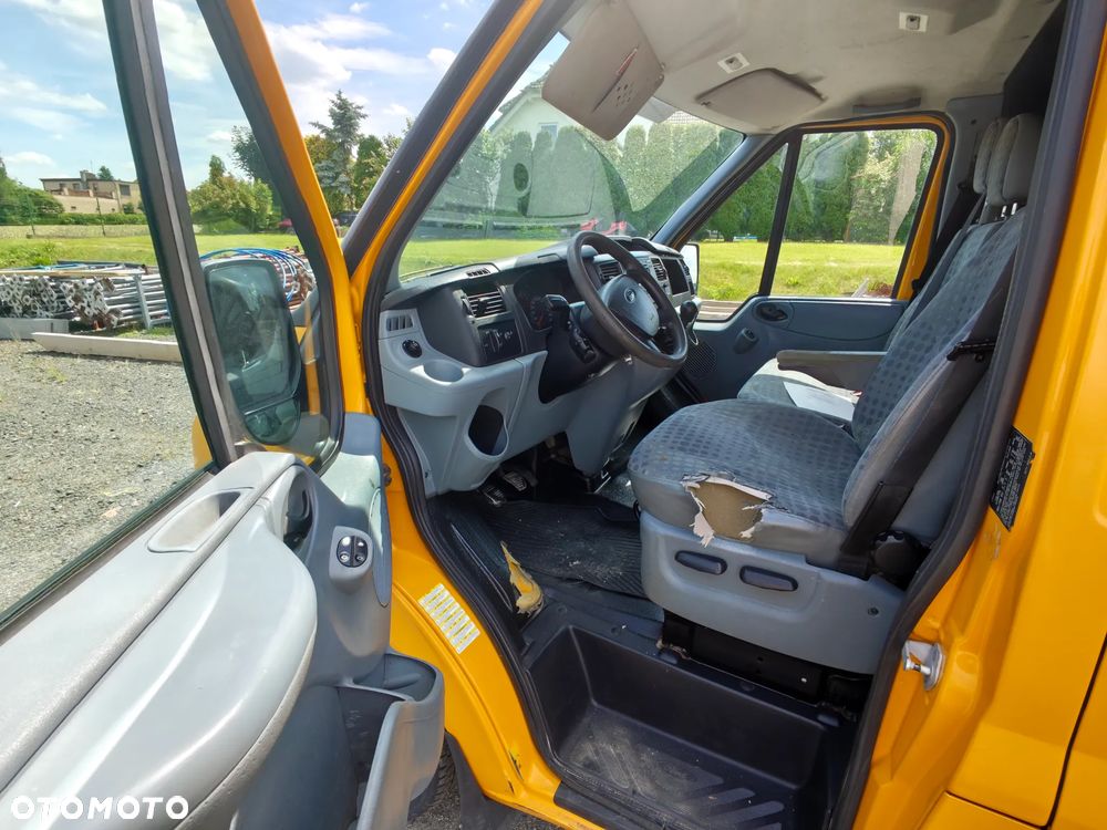 Ford Transit - 7