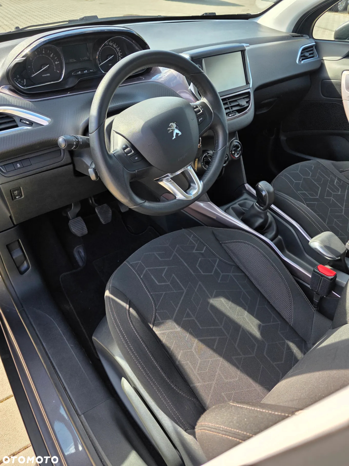 Peugeot 2008 - 19