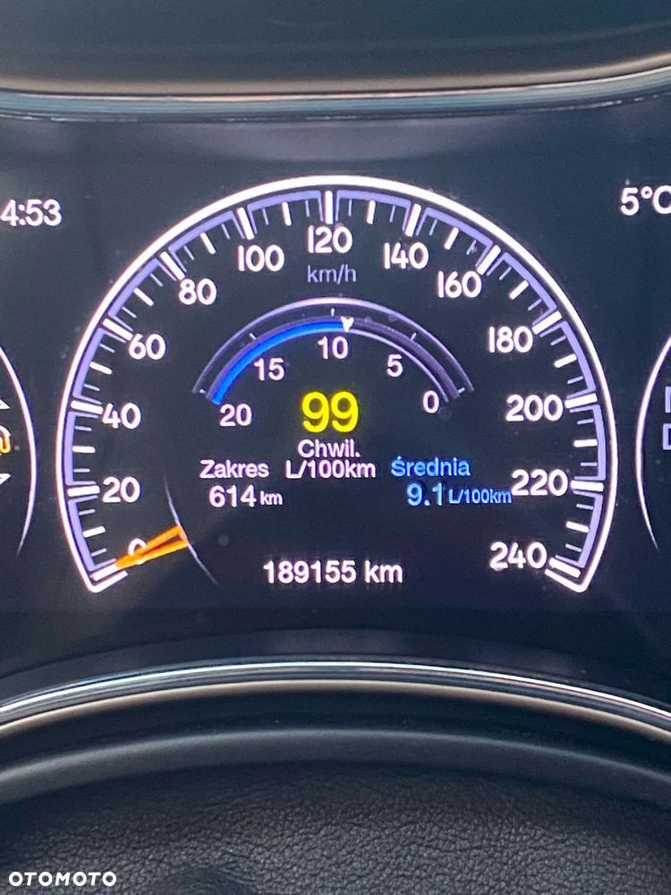 Jeep Grand Cherokee - 13