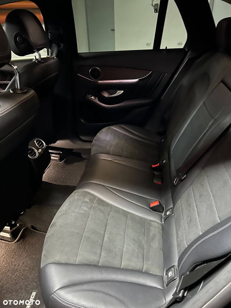 Mercedes-Benz GLC - 9
