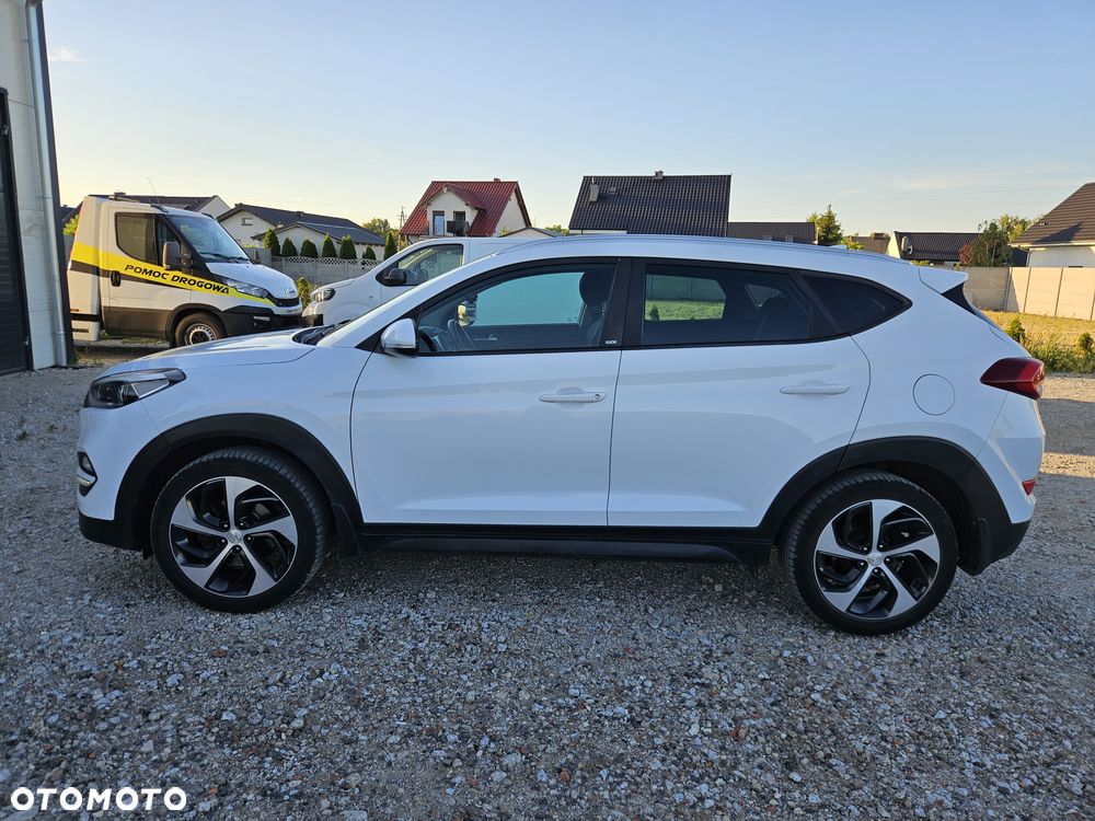 Hyundai Tucson 1.6 GDI BlueDrive GO 2WD - 14