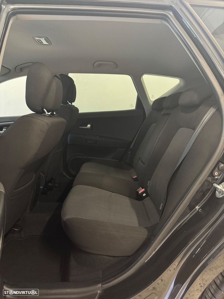 Kia Ceed SW 1.6 CRDi TX - 6