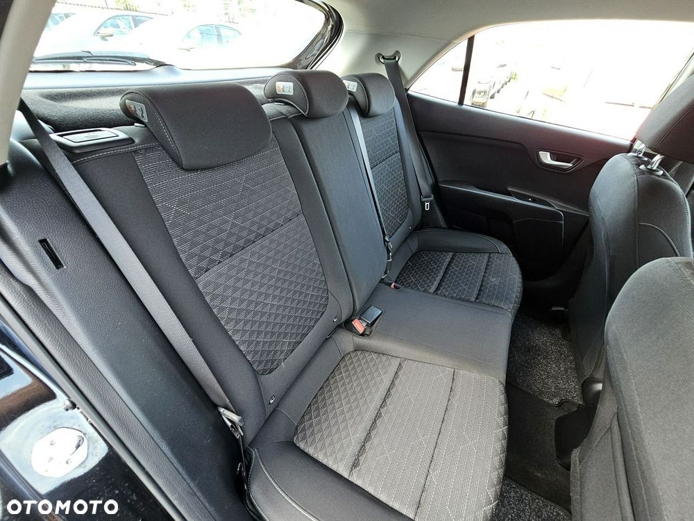 Kia Rio 1.0 T-GDI 100 Dream-Team Edition - 13