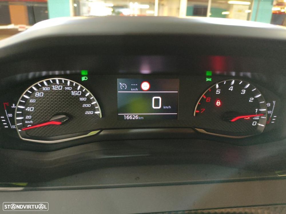 Peugeot 2008 1.2 PureTech Active Pack - 6
