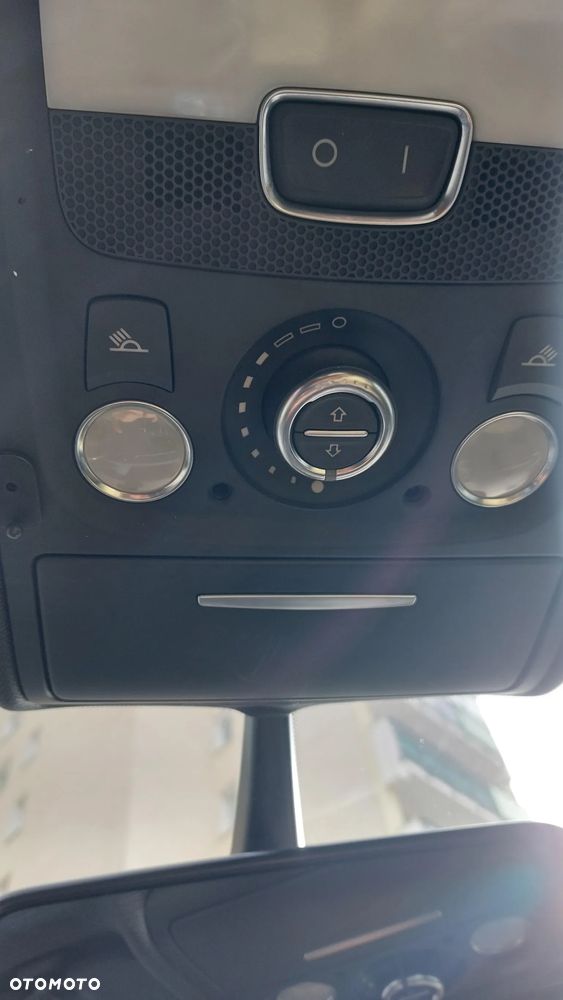 Audi A4 Avant 2.0 TDI e DPF Ambiente - 9