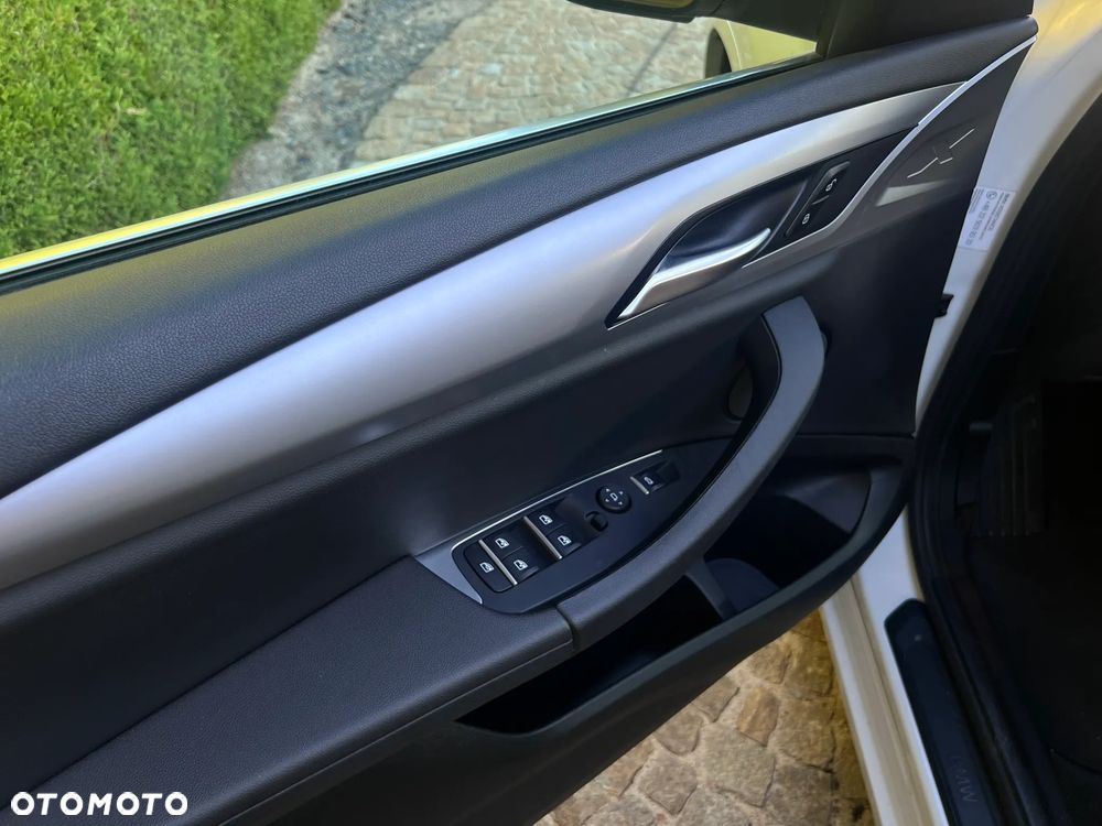 BMW X4 xDrive20i GPF sport - 20