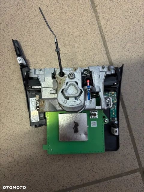KAMERA RADAR SZYBY CZOŁOWEJ TESLA 3 1079734-00-C 1498233-00-D - 2