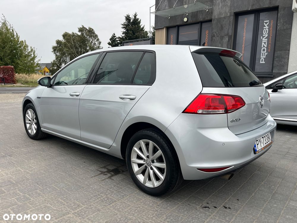 Volkswagen Golf - 4