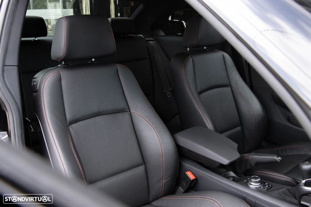 BMW 1M Coupe Standard - 37