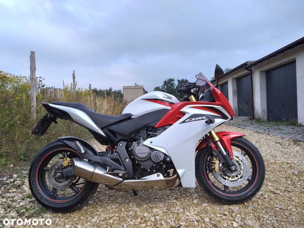 Honda CBR - 1