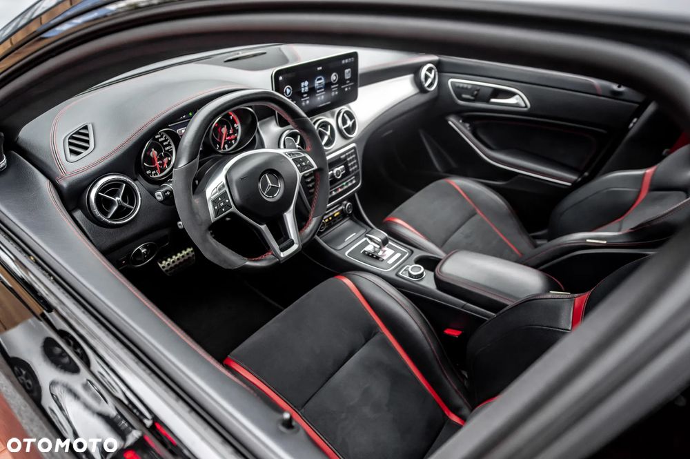 Mercedes-Benz CLA 45 AMG 4Matic 7G-DCT Edition 1 - 17