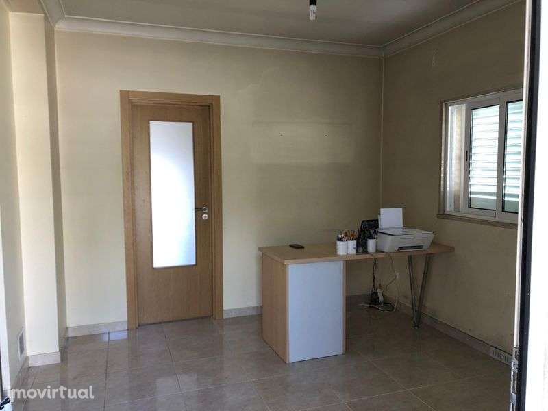 Vende-se Moradia T3 Caxarias Ourém - Grande imagem: 4/7