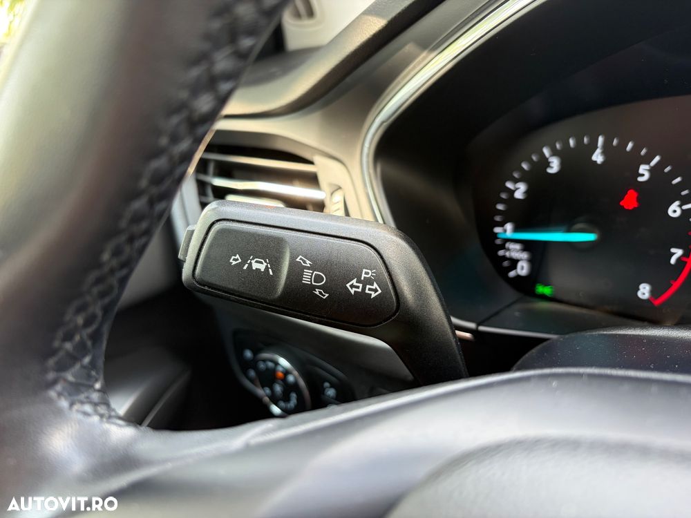 Ford Focus 1.0 EcoBoost MHEV Connected - 14