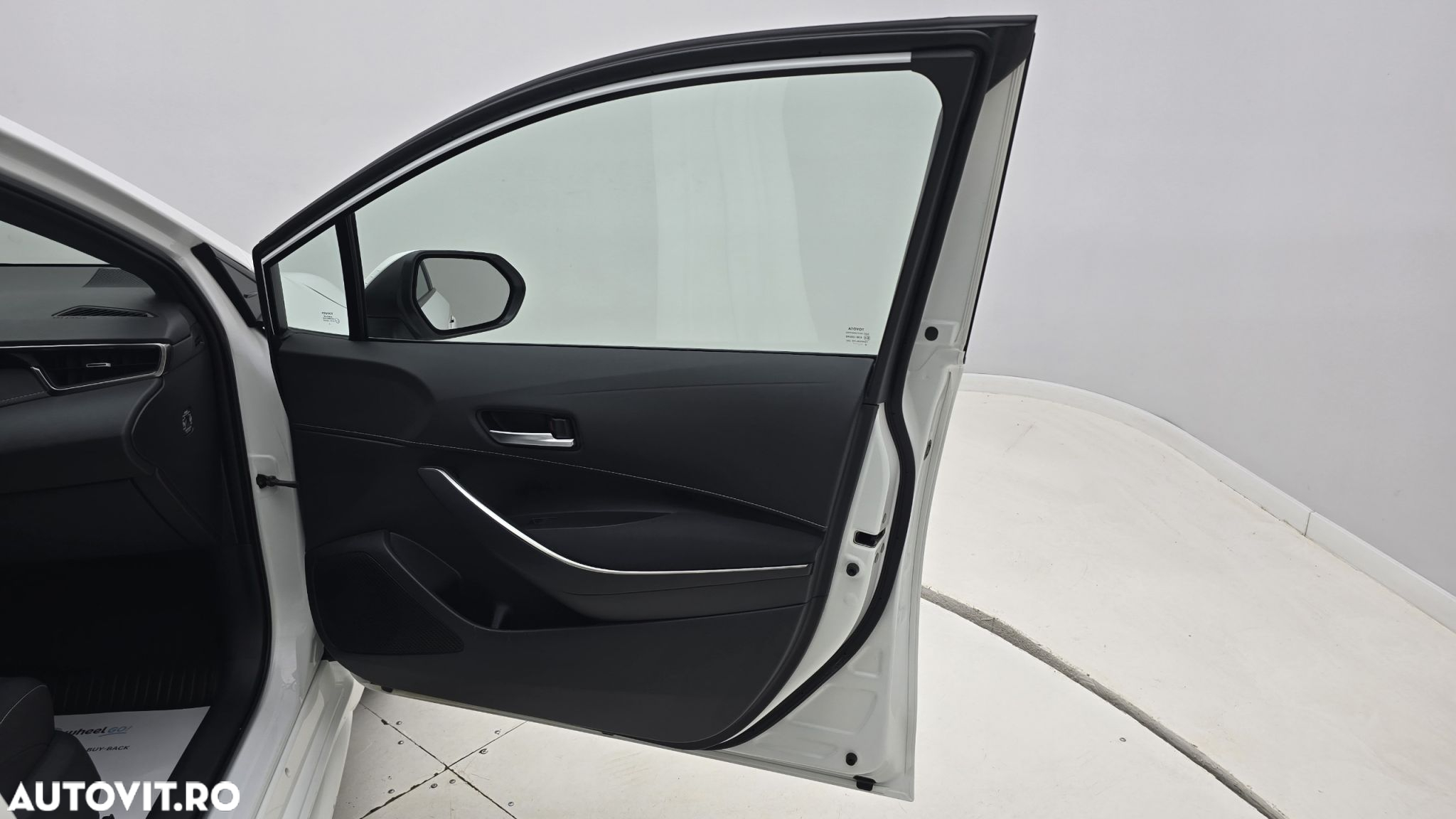 Toyota Corolla - 18