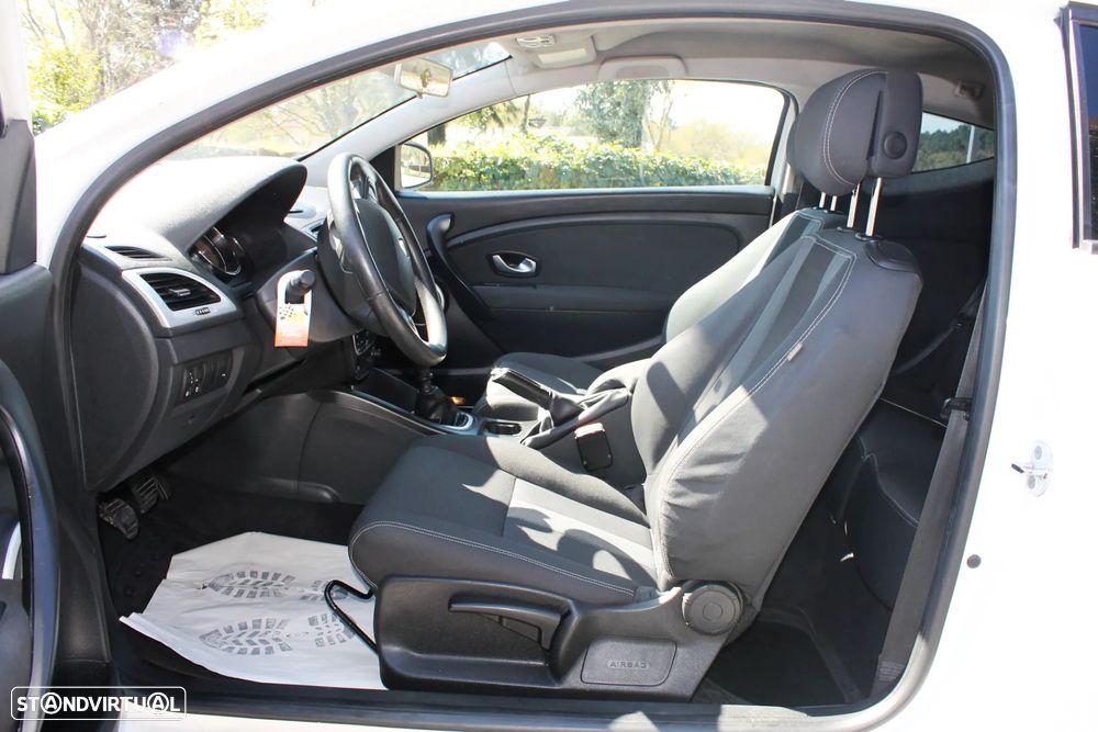 Renault Mégane Coupe 1.5 dCi Dynamique S - 20