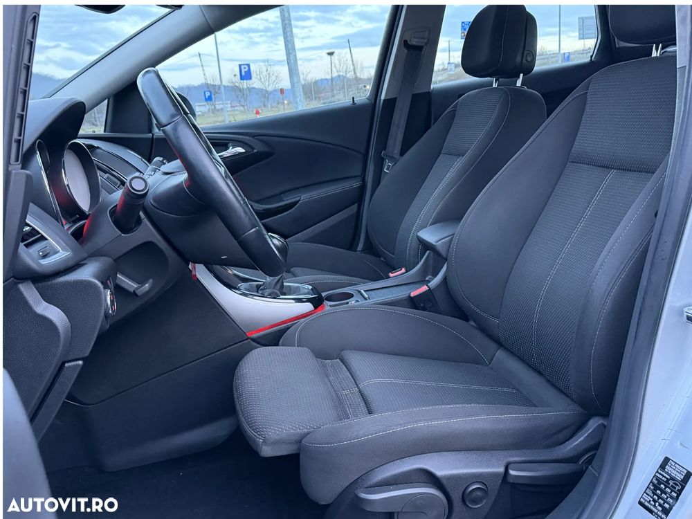 Opel Astra 2.0 CDTI DPF SportsTourer Edition - 6