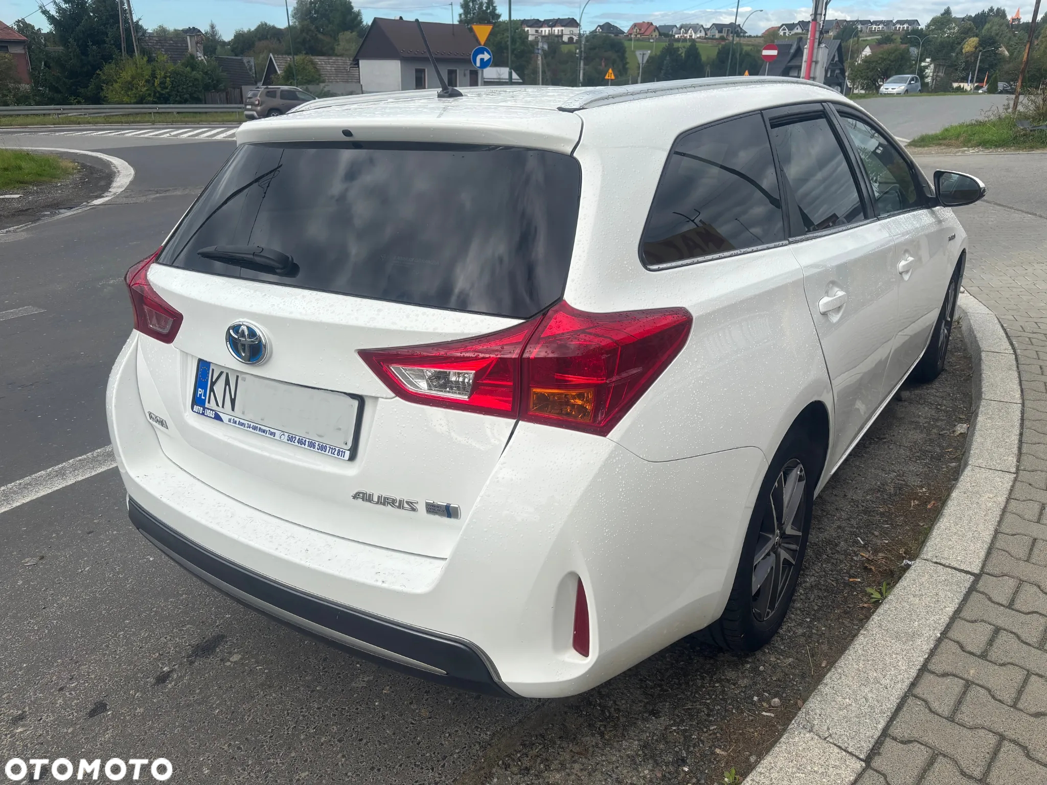Toyota Auris 1.8 HSD Luna - 4