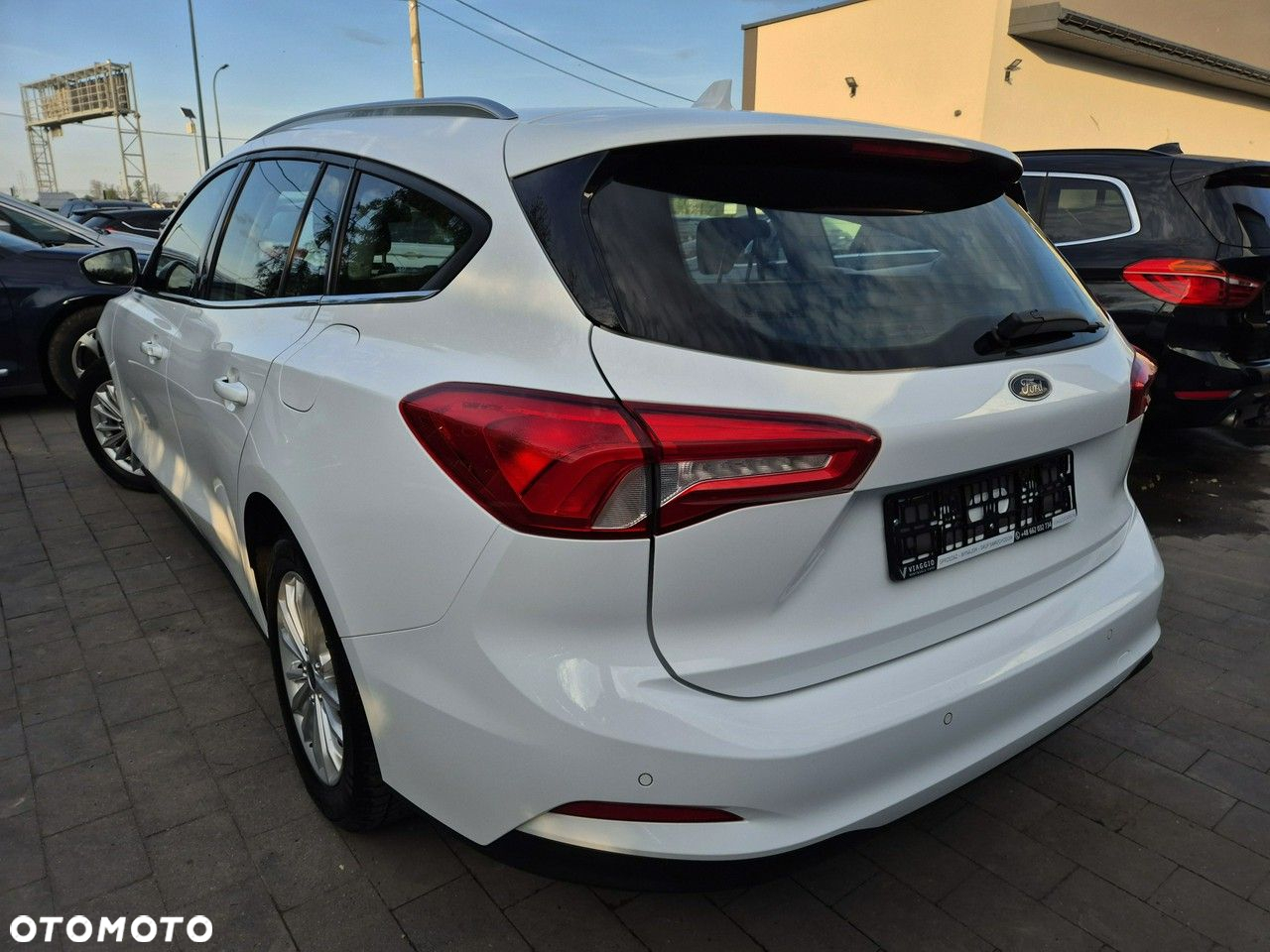 Ford Focus 2.0 TDCi Titanium ASS - 4