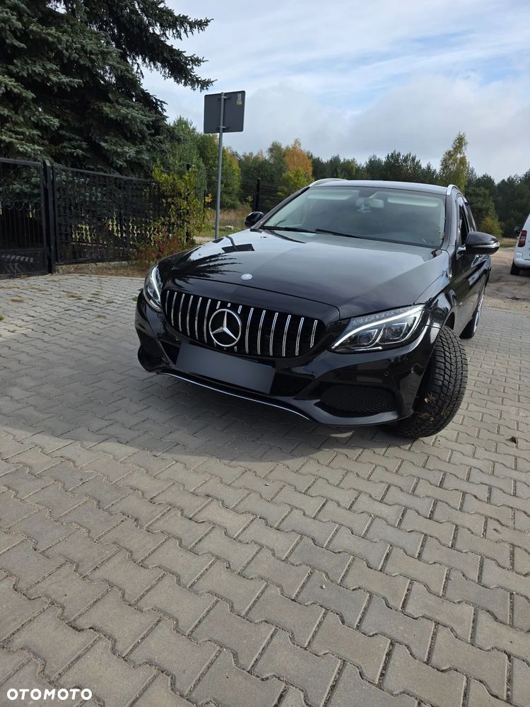 Mercedes-Benz C-Class 2015 photo 3
