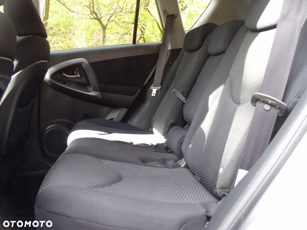 Toyota RAV4 2.0 4x4 Multidrive S Sol - 16