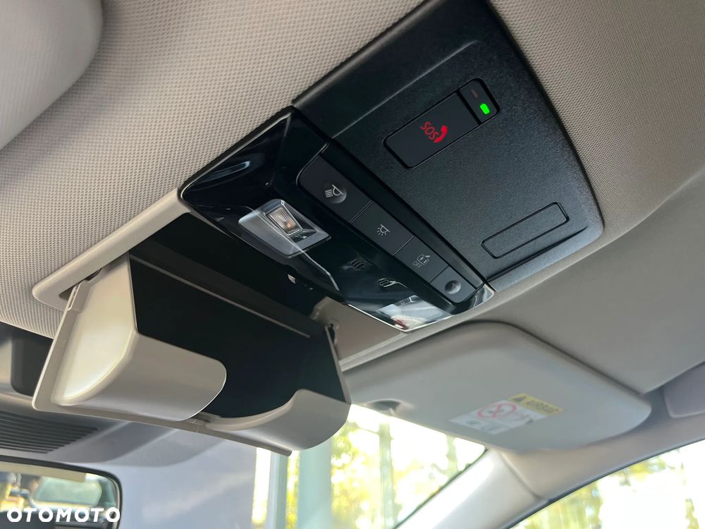Nissan Qashqai 1.3 DIG-T mHEV N-Connecta Xtronic - 24