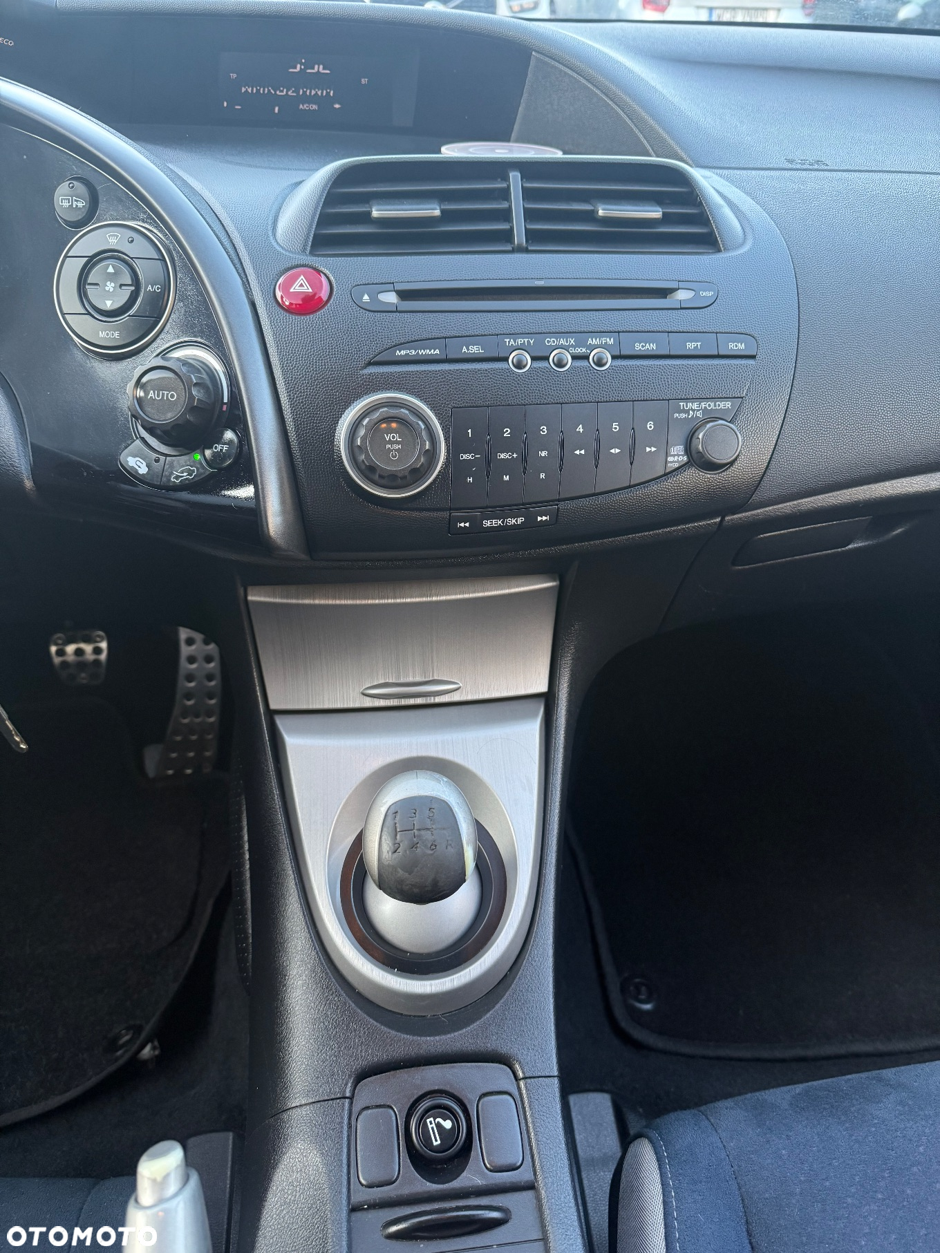 Honda Civic 1.8i-VTEC Comfort - 24