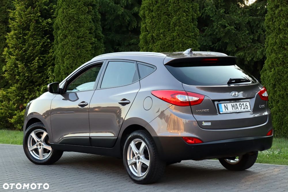Hyundai ix35 1.6 2WD Fifa World Cup Edition - 9