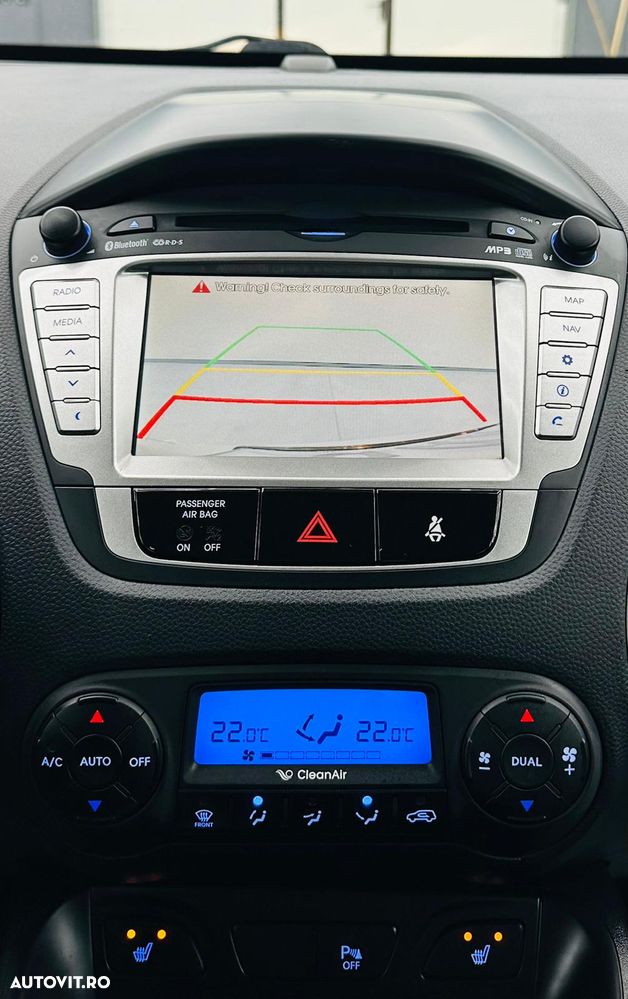 Hyundai ix35 1.7 CRDI 2WD blue Finale Gold - 26