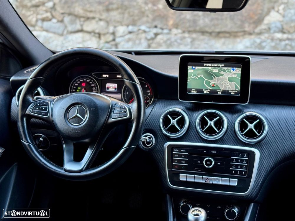 Mercedes-Benz A 180 d Urban - 29