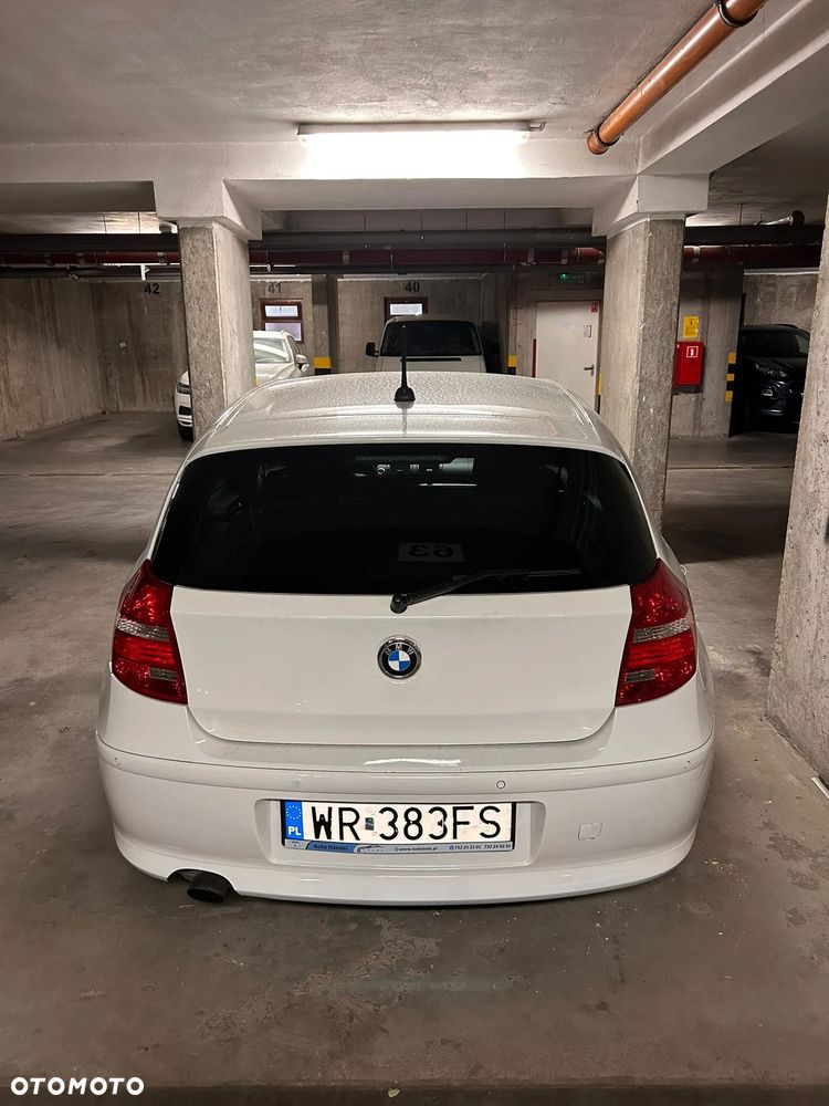 BMW Seria 1 116i - 4