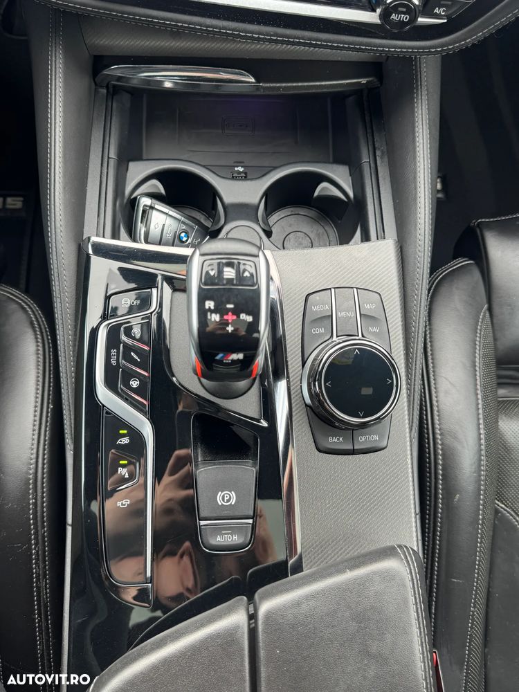 BMW M5 Competition - 12