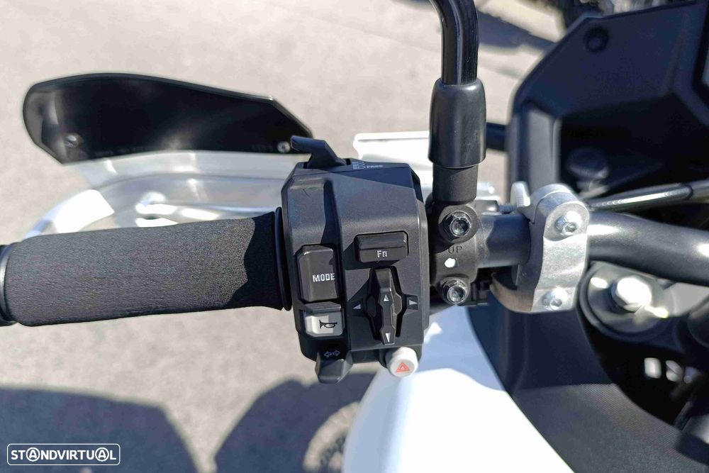 Honda Transalp 750 - 10