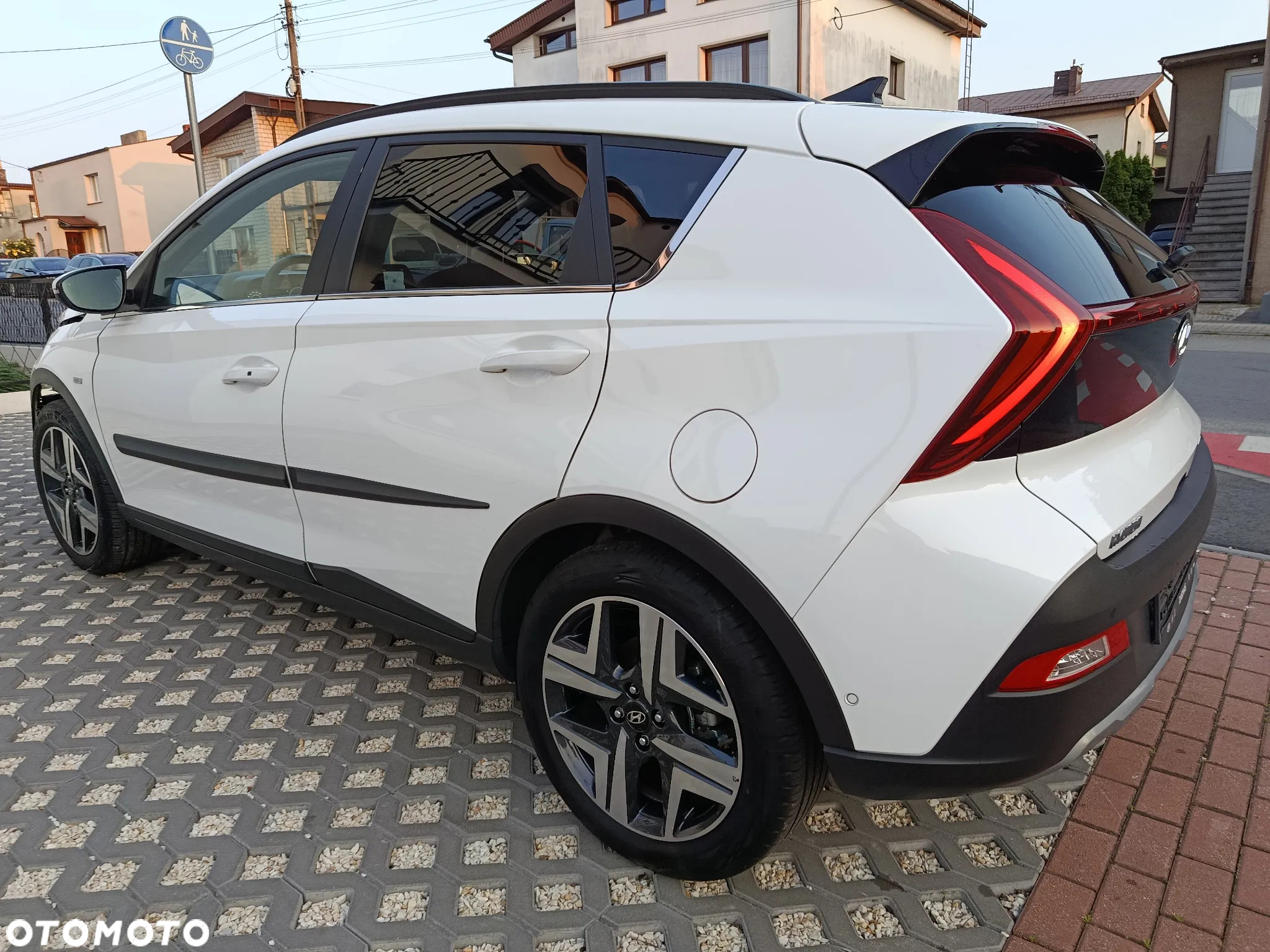 Hyundai Bayon 1.0 T-GDI Executive DCT - 4