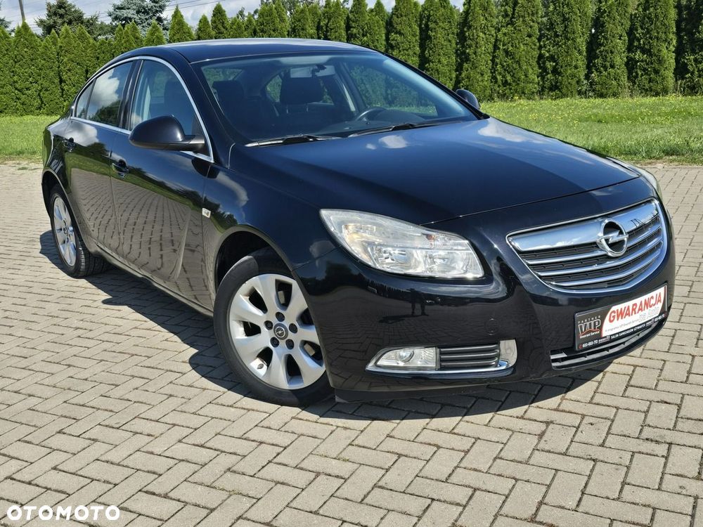Opel Insignia - 1
