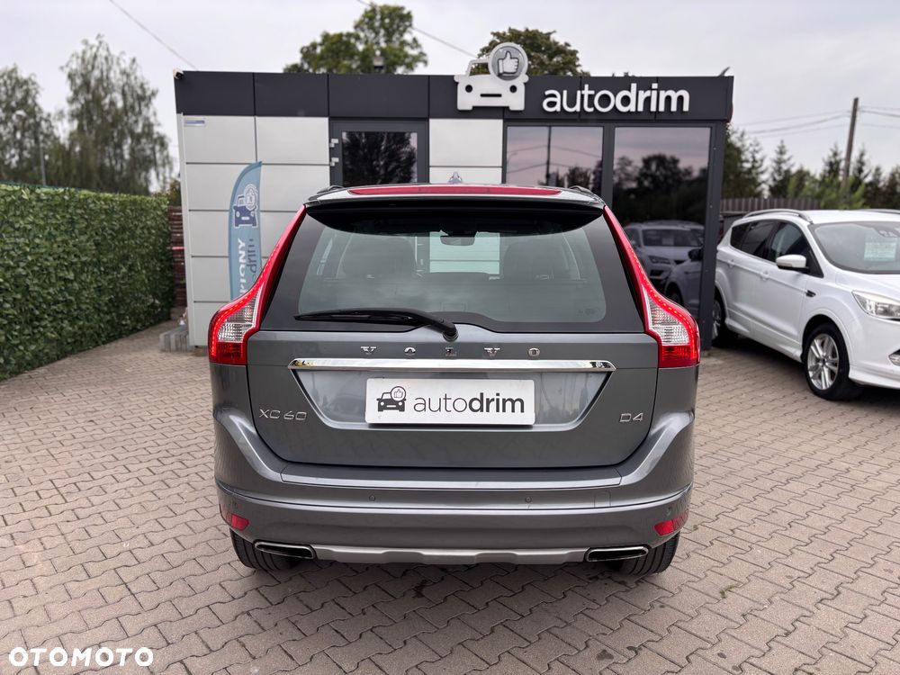 Volvo XC 60 D4 Geartronic Momentum - 14