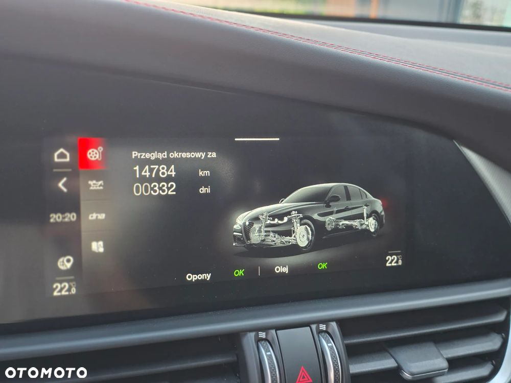 Alfa Romeo Giulia 2.0 Turbo Tributo Italiano Q4 - 33