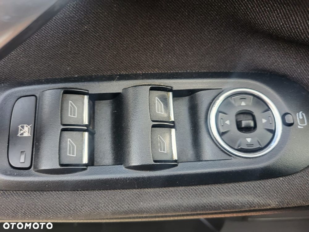 Ford Mondeo 2.0 Black Magic - 40