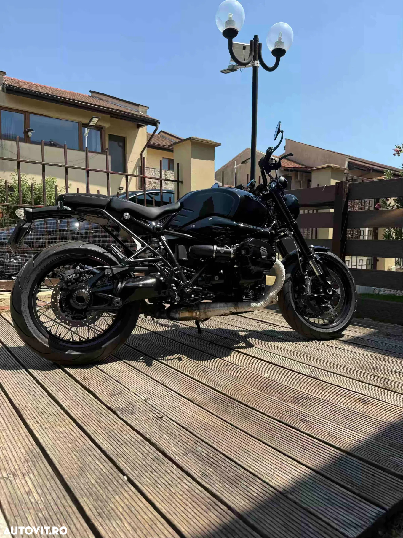 BMW R nineT - 8