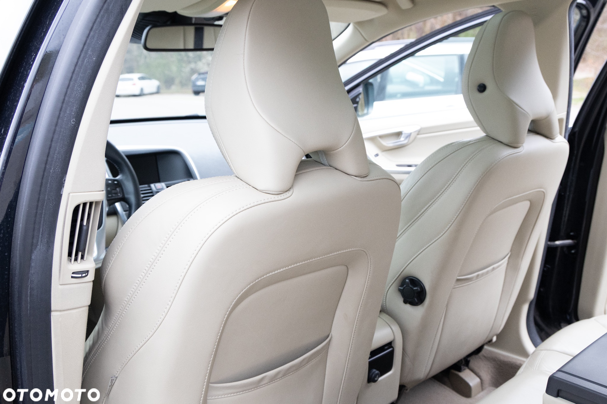 Volvo XC 60 D5 AWD Summum - 13