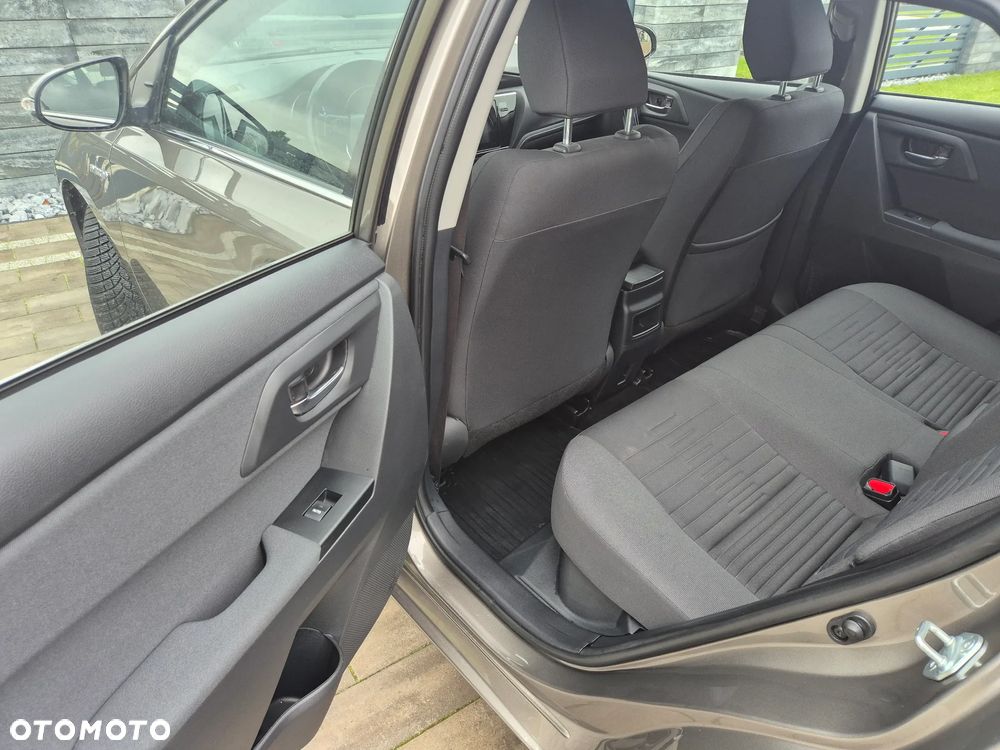 Toyota Auris - 17